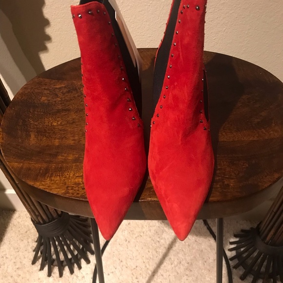 NWT ZARA RED SUEDE STUDDED ANKLE BOOTIES, Sz9 EU39 - Picture 2 of 6